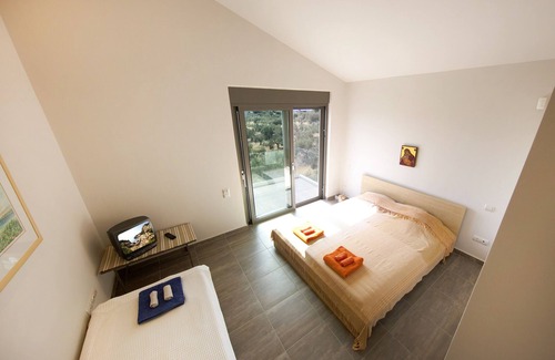 Loutraki Villa | Tramonto di Olive - Gorgeous pool villa