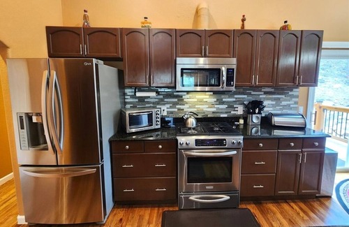 Downieville-Lawson-Dumont House | Tranquil Retreat: Your Perfect Family Getaway w/Infared Sauna