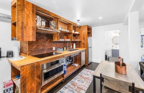 North Beacon Hill Apartment | Tranquil 1BR Haven Dwelling in Beacon Hill