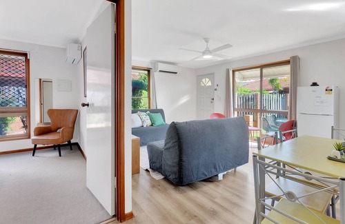 Redcliffe House | Tranquil 2-Bed Townhouse Close to Redcliffe Beach