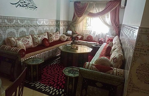 Bni Makada Apartment | Tranquil 2-bedroom apartment with AC in Tangier