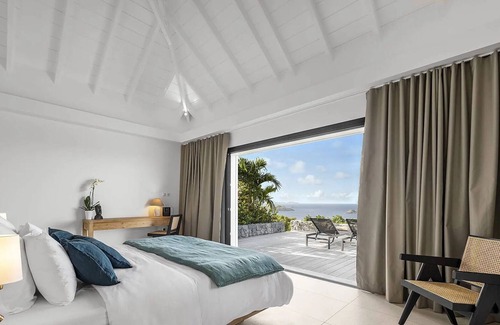Camaruche Villa | Tranquil 2 BR Villa. Breathtaking View