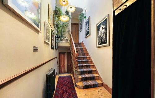 Harlesden Apartment | Tranquil 3-Bed Maisonette NW10