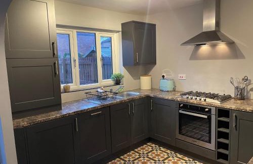 Thornton-Cleveleys House | Tranquil 3 bedroom town house with Sky Glass