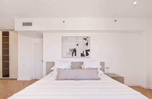 Jerusalem Condo | Tranquil 3BDR Oasis In Ramat Sharet/BaytVegan