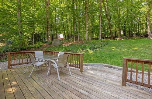 Center Harbor House | Tranquil 3BR Retreat Game Room Deck Beach Pass
