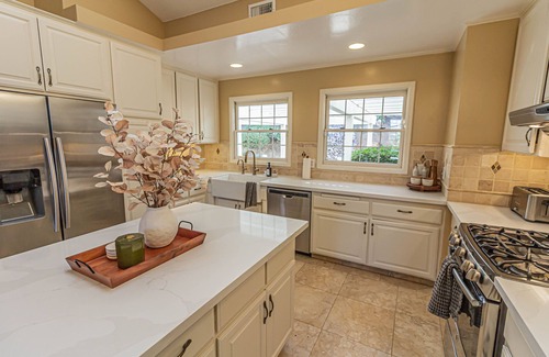 Kit Carson House | Tranquil 4BR/3BA Home with Pool/Vineyard.