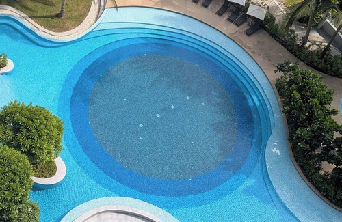 Cha-am Condo | Tranquil Beachfront Escape : Luxury Within Reach