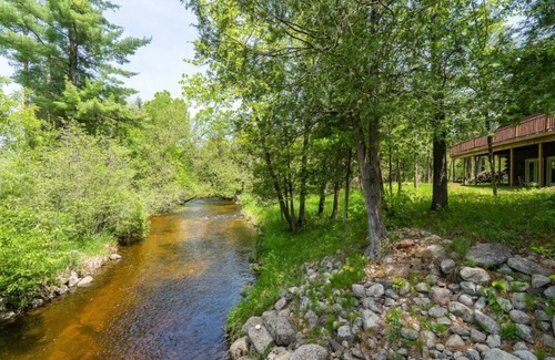 Tustin House | Tranquil cabin on the Pine River