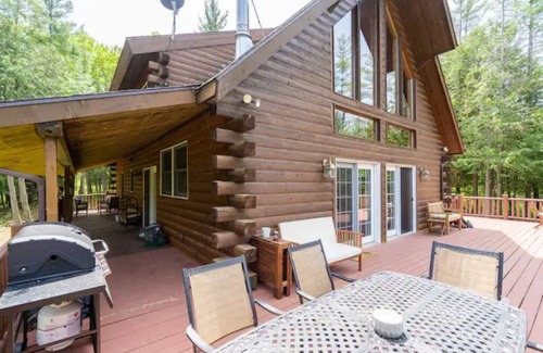Tustin House | Tranquil cabin on the Pine River