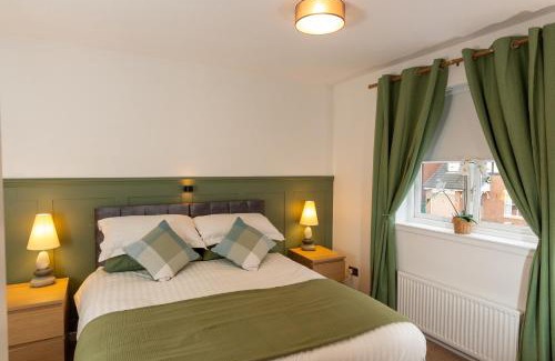 Dalgety Bay Villa | Tranquil Coastal Getaway Home