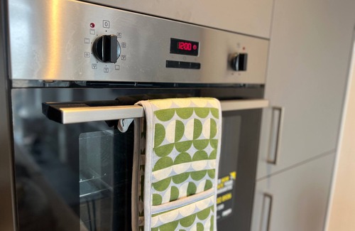 Dartford Apartment | Tranquil Dartford Apartment Retreat