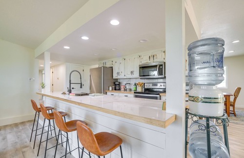 Edgewood House | Tranquil Edgewood Retreat with Patio & Grill!