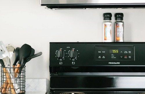 Montgomery Apartment | Tranquil Escape | 1BR Gem in Cottage Hill