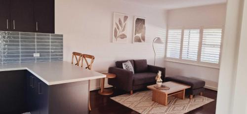 Rockingham Apartment | Tranquil Escape by Rockingham Jetty - Hosted by Canstay