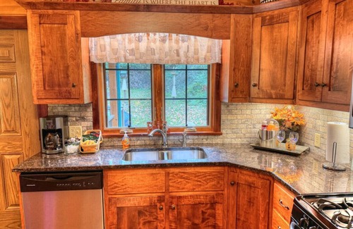Millersburg Cabin | Tranquil Escape Close to Dining & Entertainment