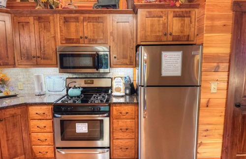 Millersburg Cabin | Tranquil Escape Close to Dining & Entertainment