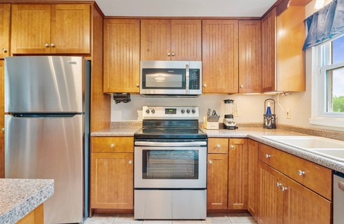 Romulus House | Tranquil Escape; Hot Tub~Lake Access~Views