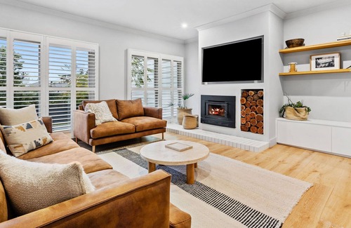 Mount Eliza House | Tranquil Family Beach House In Perfect Location
