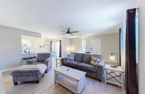 Fontana Apartment | Tranquil Fountain Escape