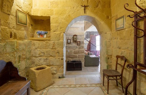 Santu Pietru House | Tranquil Gozo Farmhouse