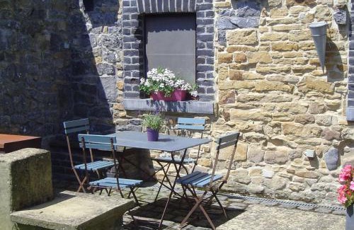 Tinlot House | Tranquil Home in Tinlot