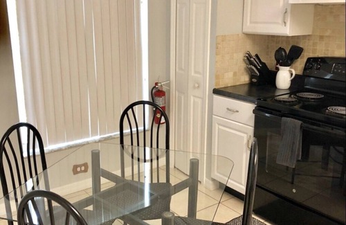 Kissimmee House | Tranquil Lake View, Family Pool Home, King bed.