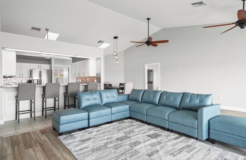 Sebring House | Tranquil Lakefront Retreat in Sebring Florida