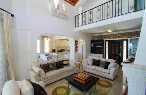 Uzumlu Villa | Tranquil Nature Villa In Yesiluzumlu By Tekce