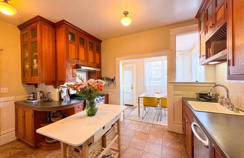 Castro District Condo | Tranquil Oasis in the Heart of the Castro