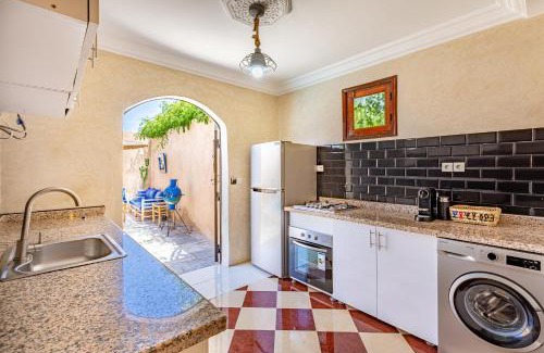 District of Sidi Youssef Ben Ali Villa | Tranquil Oasis Retreat - Private Pool Perfection