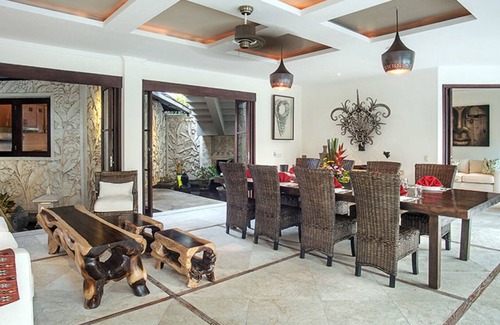 Berawa Villa | Tranquil Oasis with Ocean Breezes – Bali Villa 1110