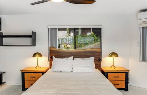 Kaneohe Villa | Tranquil Poolside Living: Two Bedrooms and 1 Bath Retreat in Scenic Kaneohe Bay
