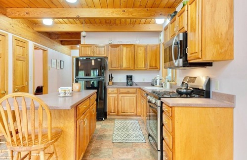 Harpswell House | Tranquil Private Harpswell Retreat on the Water!