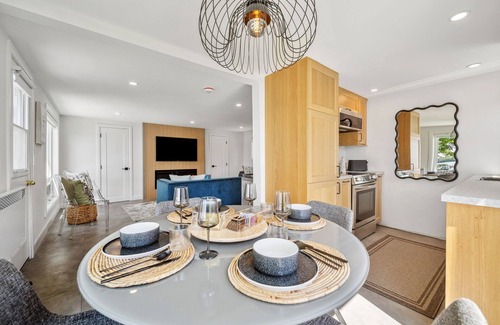 Carden Cottage | Tranquil Private Lakefront Cottage Haven - 1.5 hr from T.O
