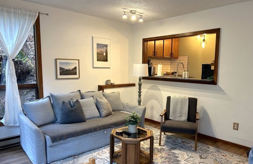 Glacier Condo | Tranquil Retreat close to Mt Baker