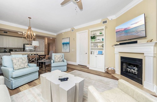 Santa Rosa Beach Condo | Tranquil setting, sun shining, beautiful beach, and a serene pool. πποΈπββοΈπ
