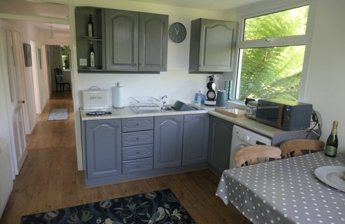 Helford Passage House | Tranquil setting near sea
