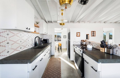 Joshua Tree Cabin | Tranquil Starlight Sanctuary