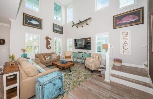 Redington Beach House | Tranquil Tarpon Cottage
