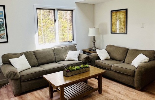 North Conway House | Tranquil townhome minutes from North Conway Village w/ A/C & resort amenities