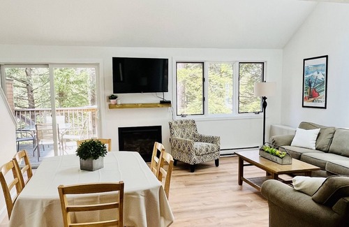 North Conway House | Tranquil townhome minutes from North Conway Village w/ A/C & resort amenities