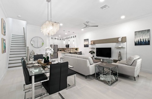 Stuart House | Tranquil Townhouse, Community Pool, Dock access, Waterfront Community!