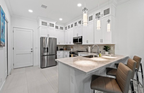 Stuart House | Tranquil Townhouse, Community Pool, Dock access, Waterfront Community!