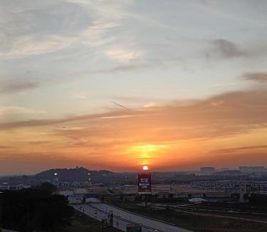 Sepang Apartment | Tranquil Transit Horizon Suites