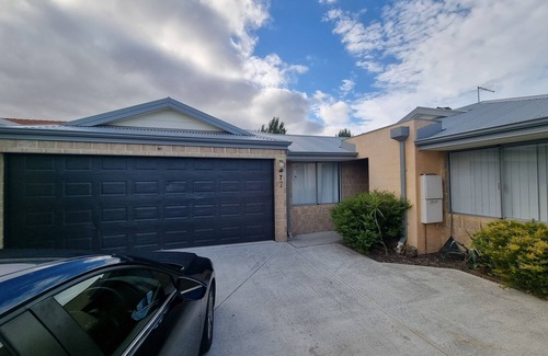 Gosnells Villa | Tranquil Treasure - 3 Bedroom Villa