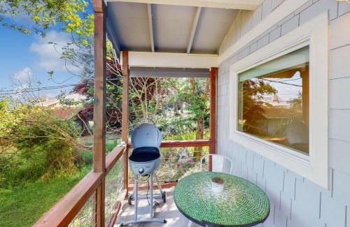 Allyn-Grapeview Apartment | Tranquil Treasure