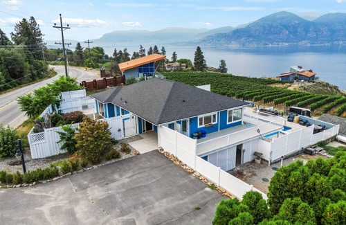 Okanagan-Similkameen House | Tranquil Vineyard Haven: Home w/Pool and Hot Tub!