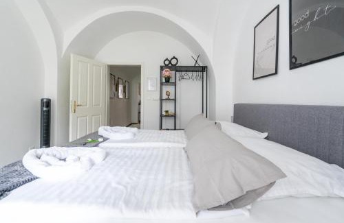 Mautern an der Donau Apartment | Tranquil Wachau Escape - 45m2 with Outdoor Terrace