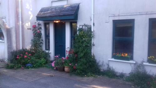 Aghada Bed & Breakfast | Tranquil Water